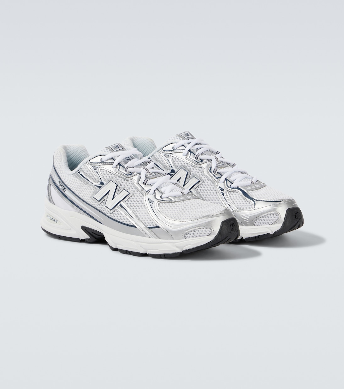 Sneakers 740 | New Balance