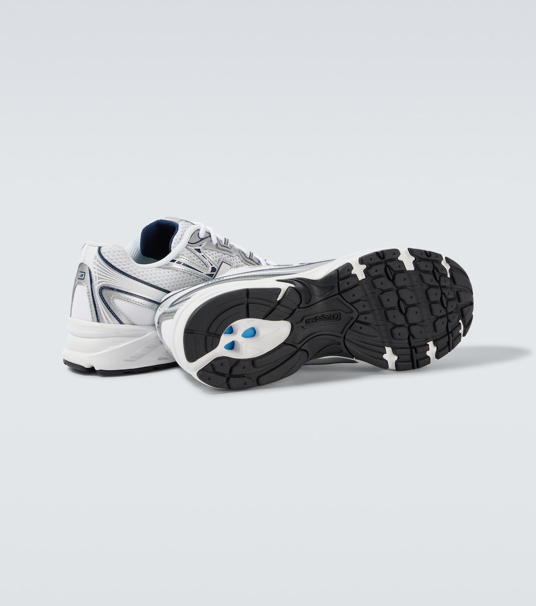 Sneakers 740 | New Balance
