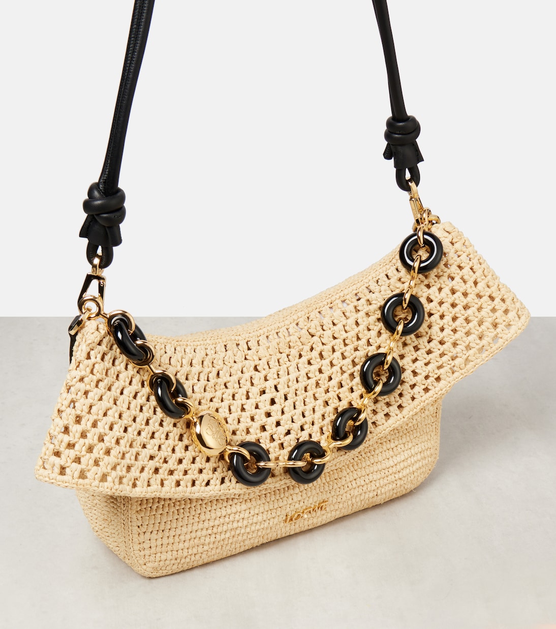 Paula's Ibiza raffia shoulder bag | Loewe