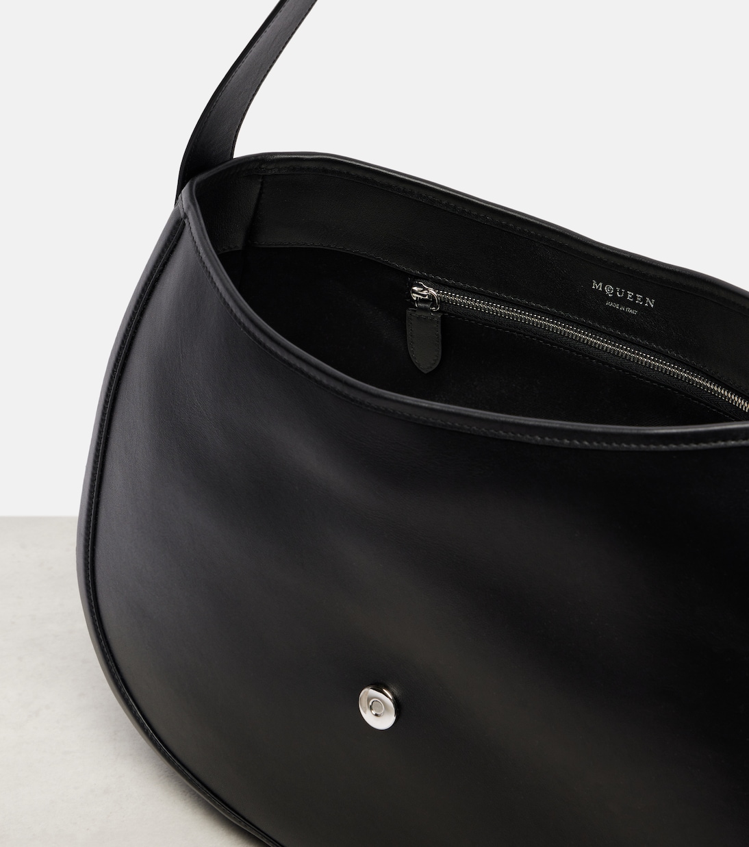 Borsa a spalla T-Bar Medium in pelle | McQueen