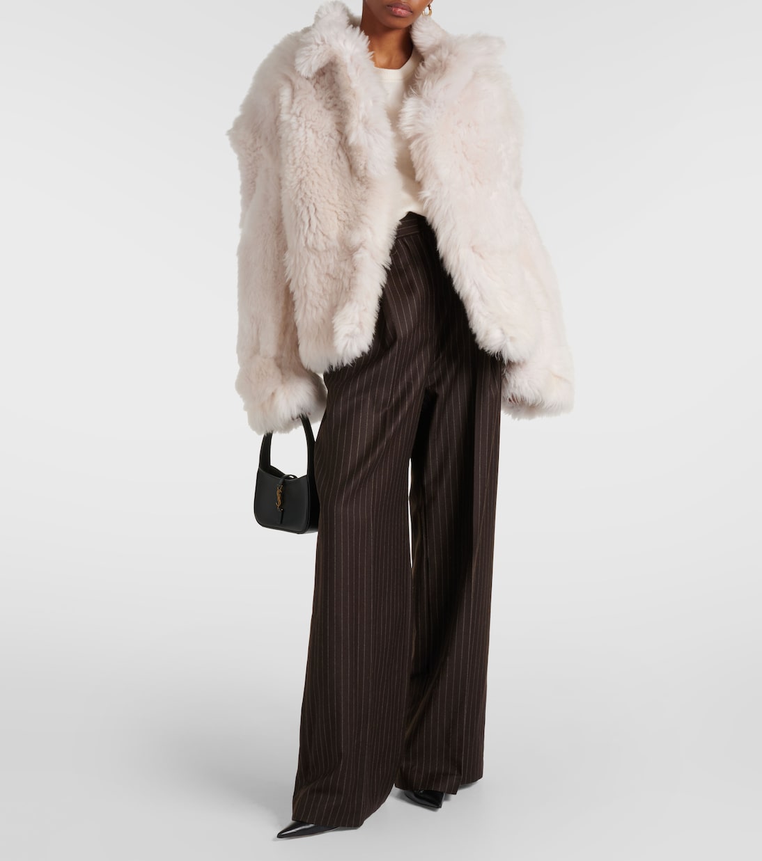 Chaqueta oversized Rioni de borrego | The Mannei
