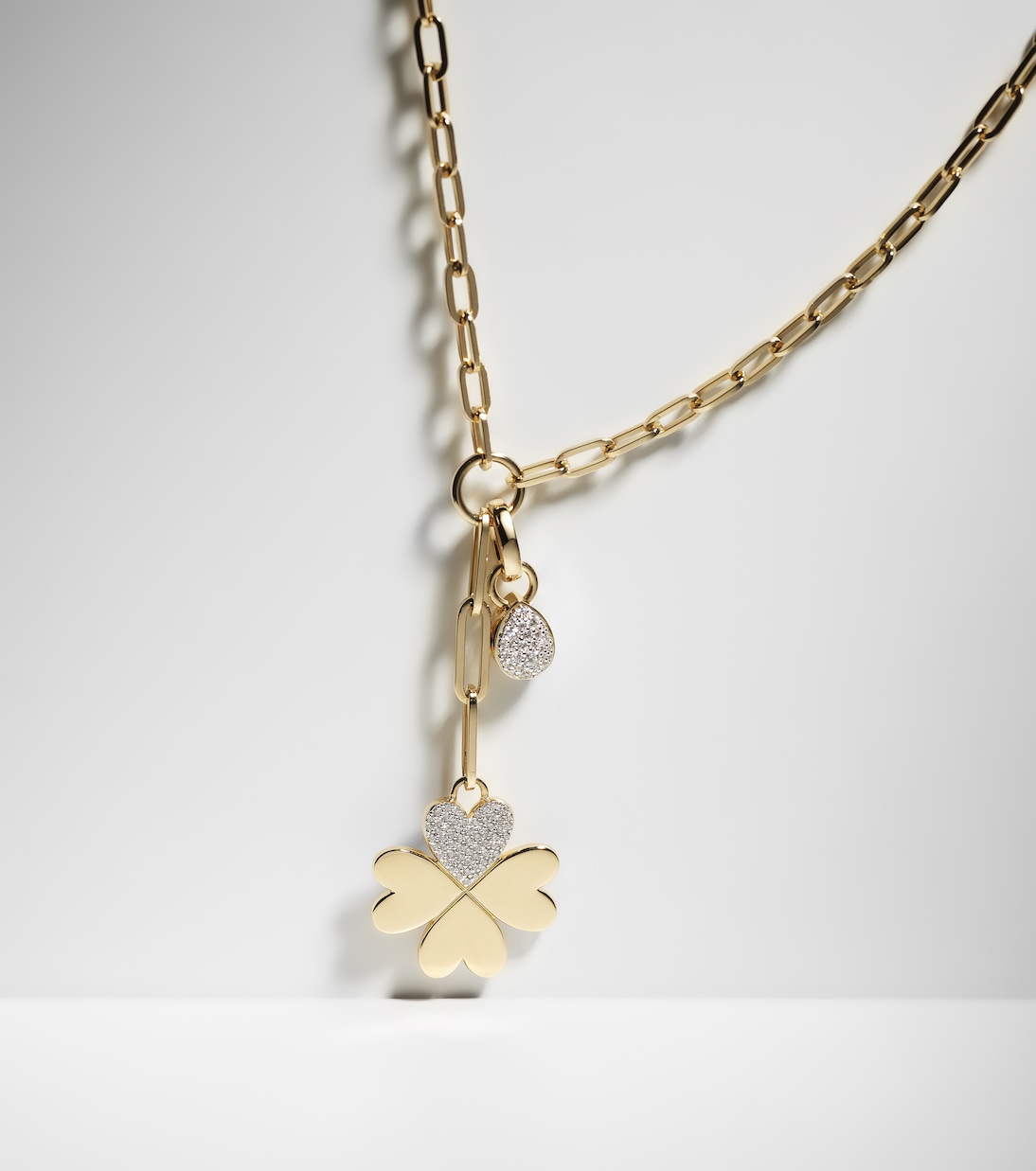Collana FOUNDRAE Amore Eterno in oro 18kt con diamanti, gioiello unico per giovani stili