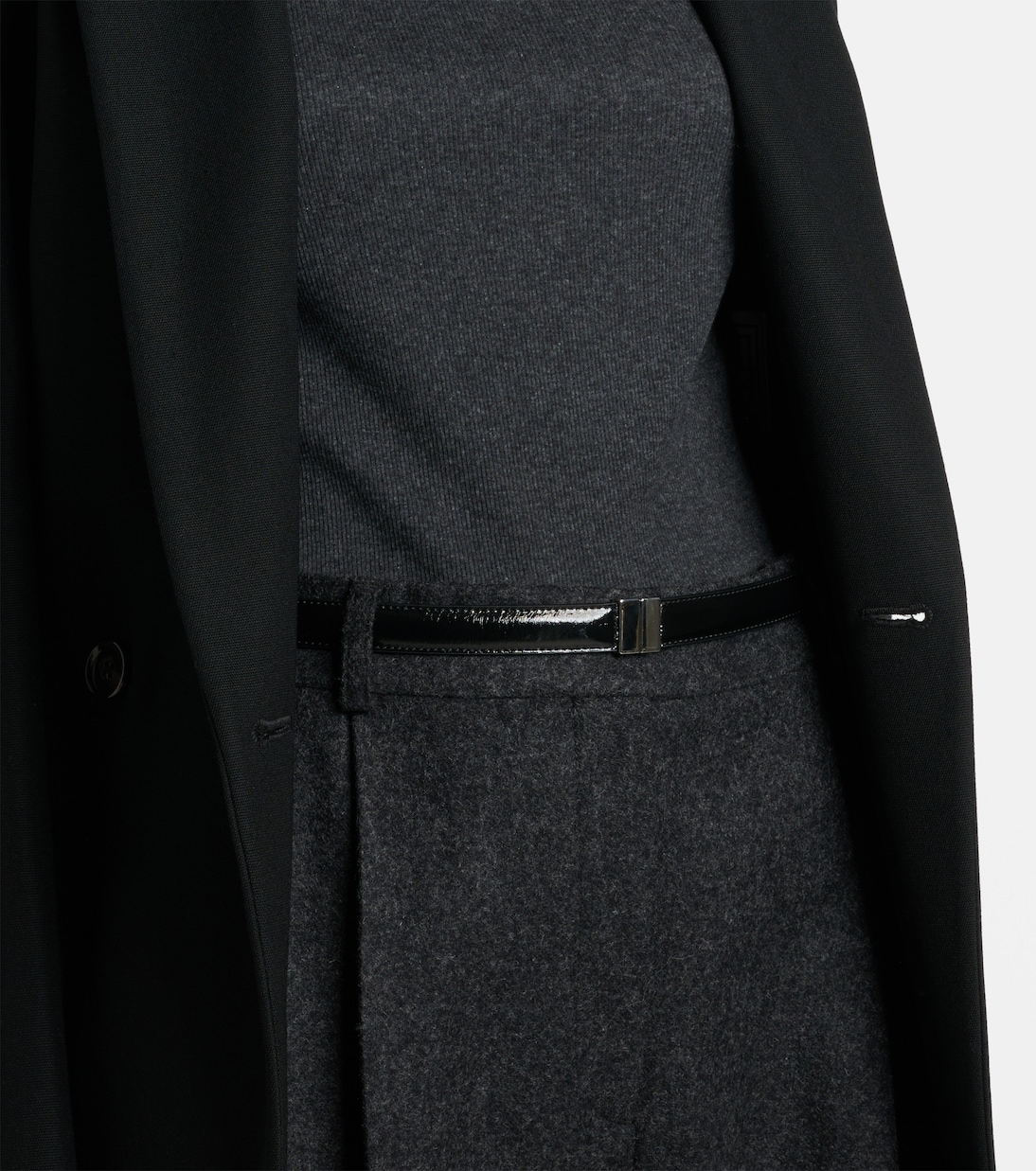 Cintura in Pelle Elegante per Giovani Stilisti - TOTEME