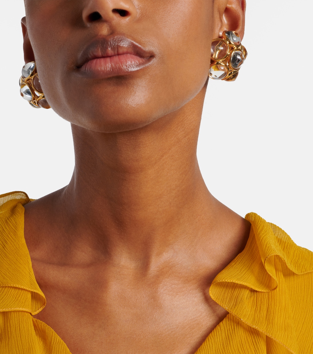 Orecchini clip floreali Saint Laurent per uno stile giovane e trendy