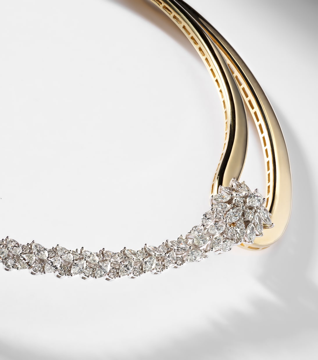 Golden Strada 18kt gold necklace with diamonds | Yeprem