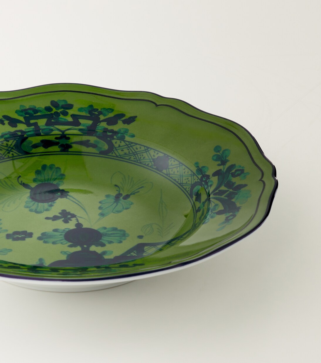 Oriente Italiano porcelain soup plate | Ginori 1735