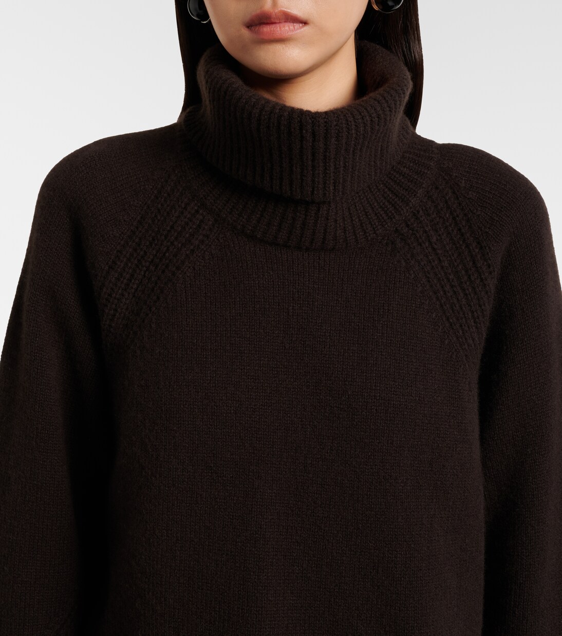 Loftus cashmere turtleneck sweater | Joseph