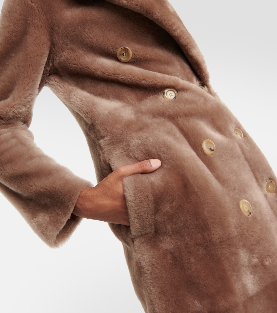 Cappotto doppiopetto in shearling | Blancha