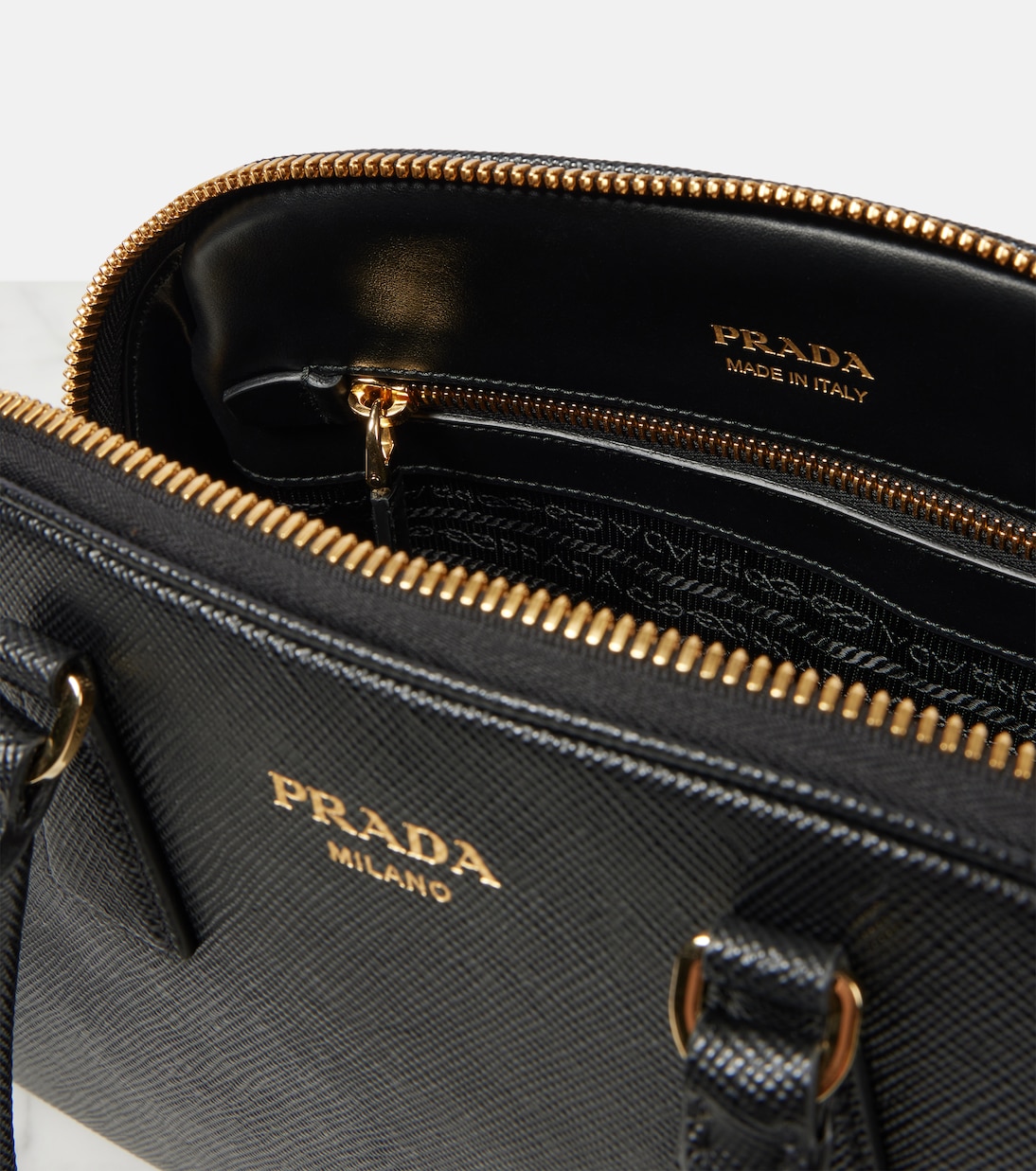 Sac Medium en cuir Saffiano | Prada