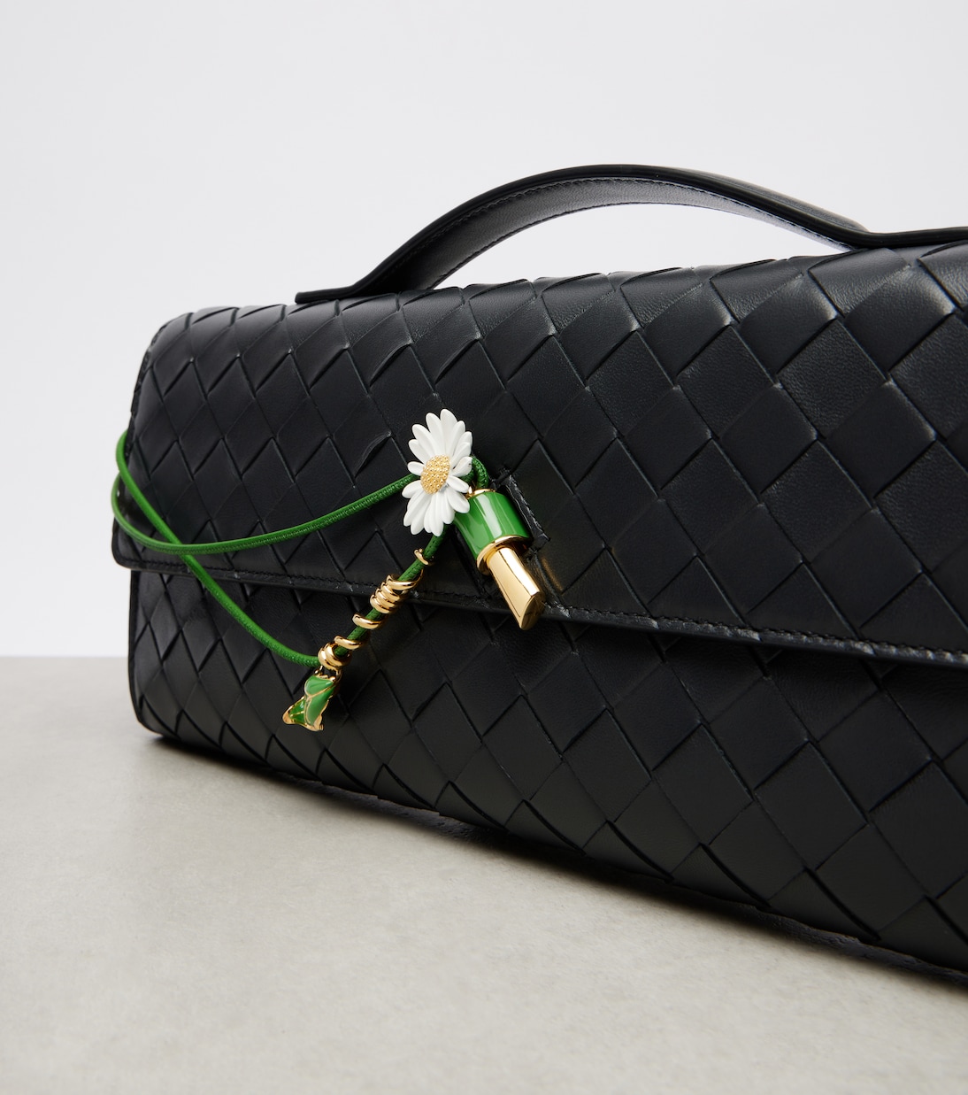 Andiamo Intrecciato leather clutch | Bottega Veneta