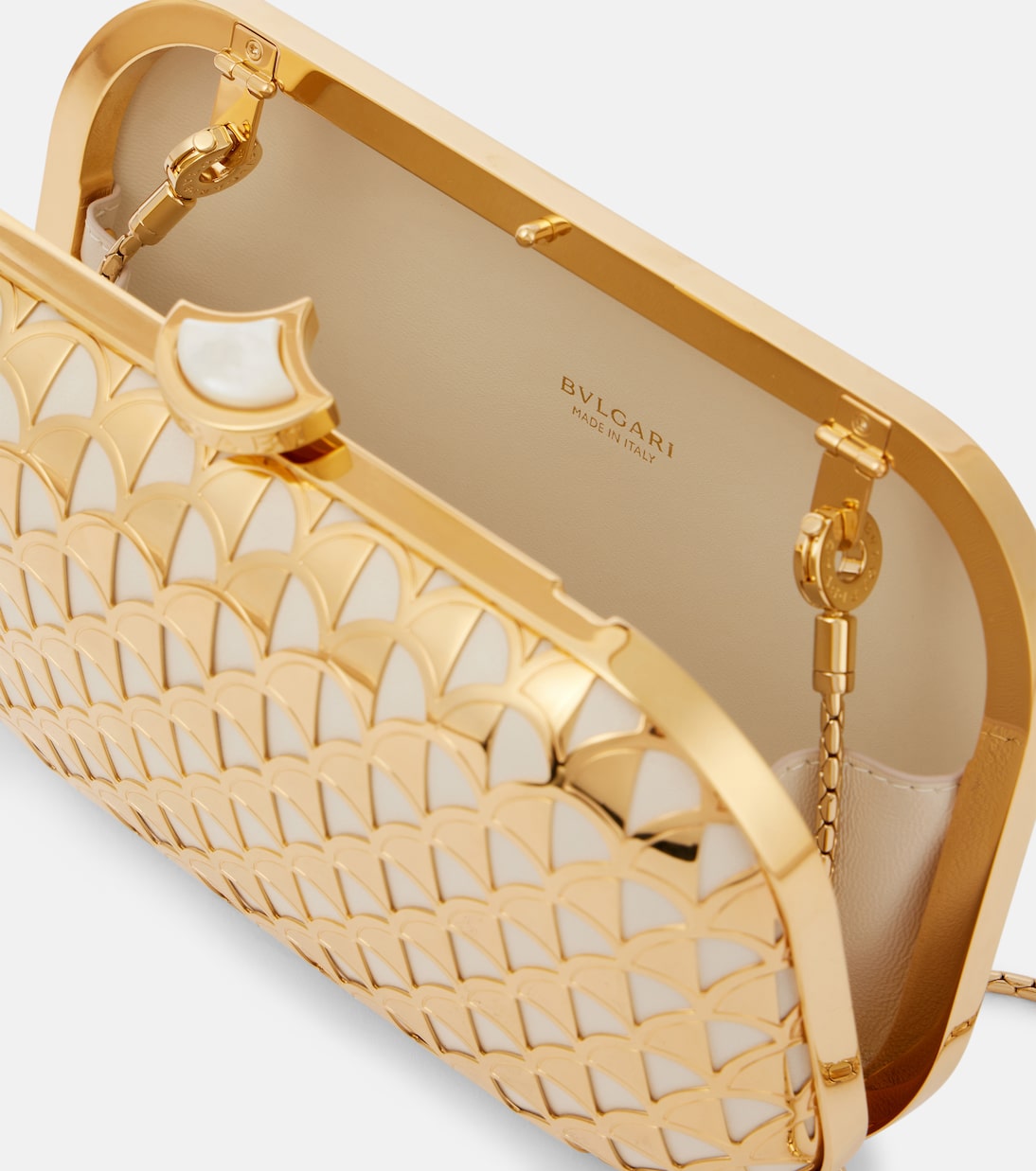 Clutch Calla chapado en oro | Bvlgari