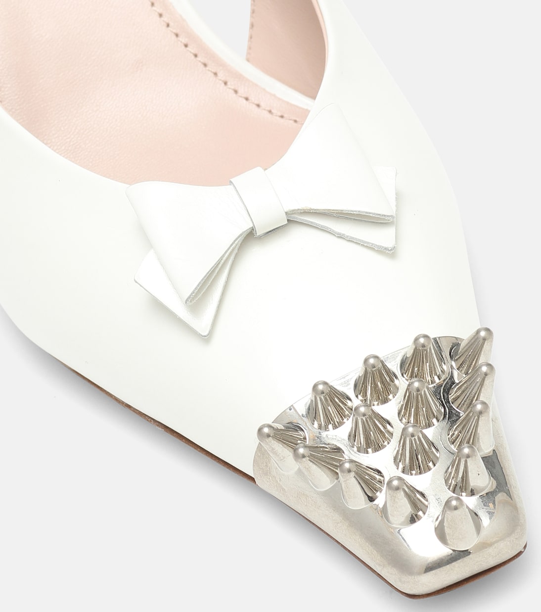 Pumps slingback in pelle con borchie | Miu Miu