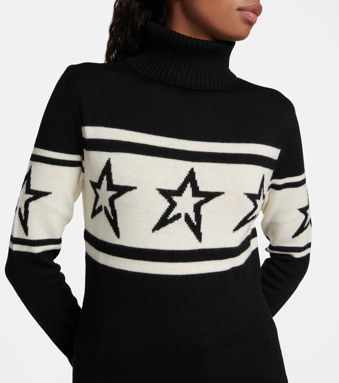 Chopper wool turtleneck sweater | Perfect Moment