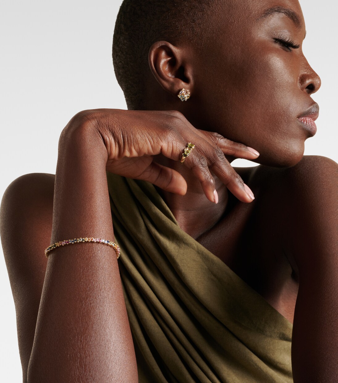 18kt gold tennis bracelet with sapphires | Suzanne Kalan