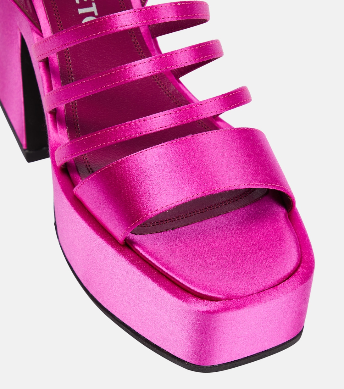 Bulla Chibi satin platform sandals | Nodaleto