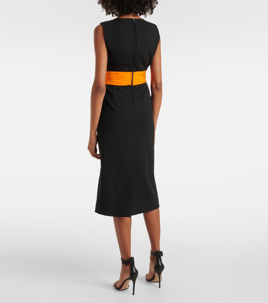 Vestido de Cocktail en Lana de Carolina Herrera para Jóvenes Modernos