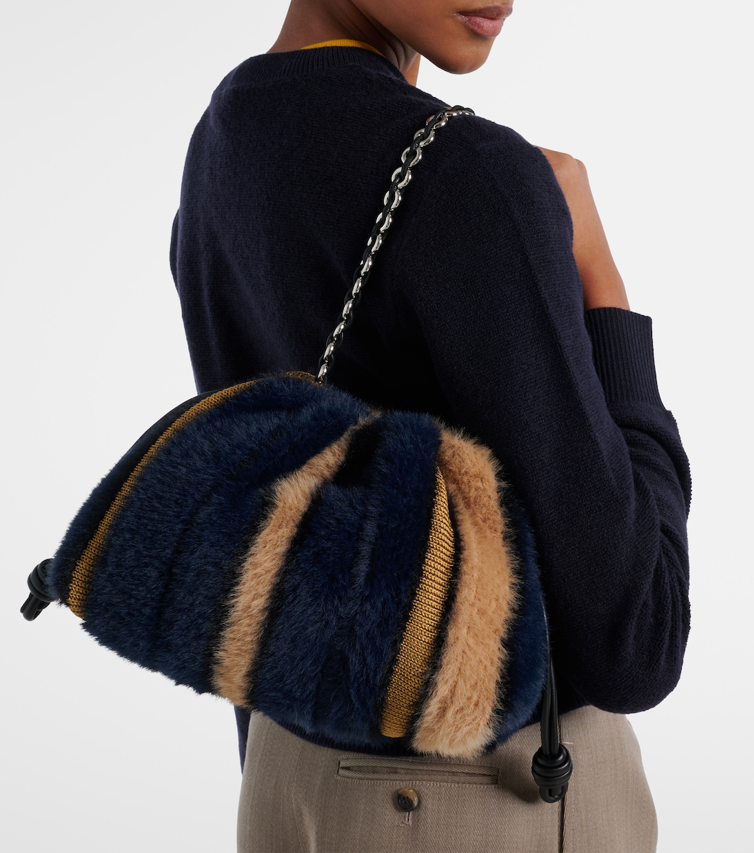 x Louis Wain Flamenco Medium clutch | Loewe