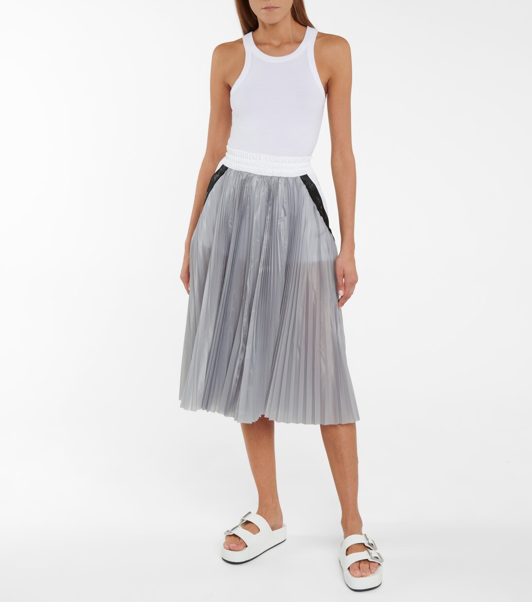nike sacai pleated skirt