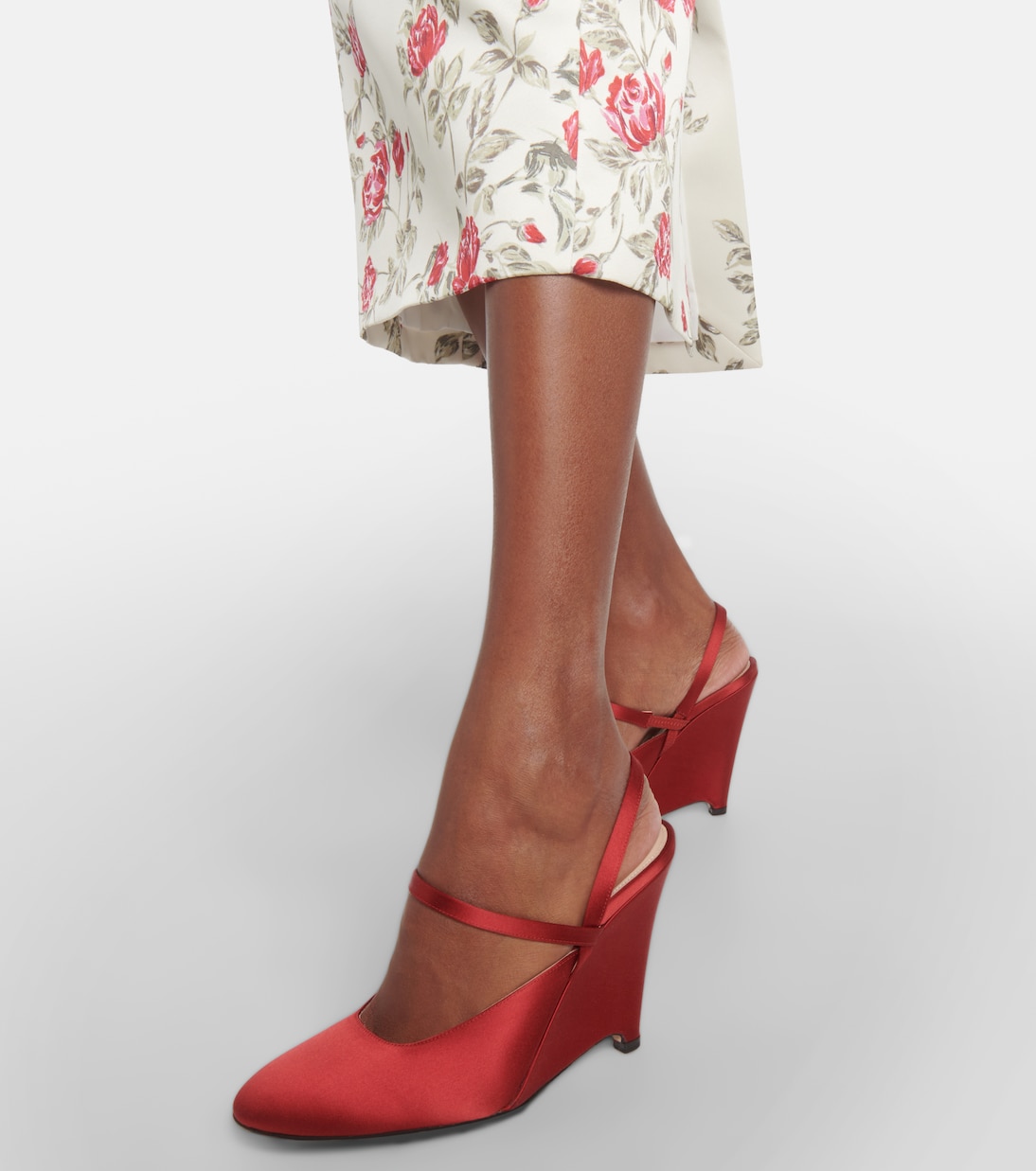 Escarpins compensés Aster en satin | Emilia Wickstead