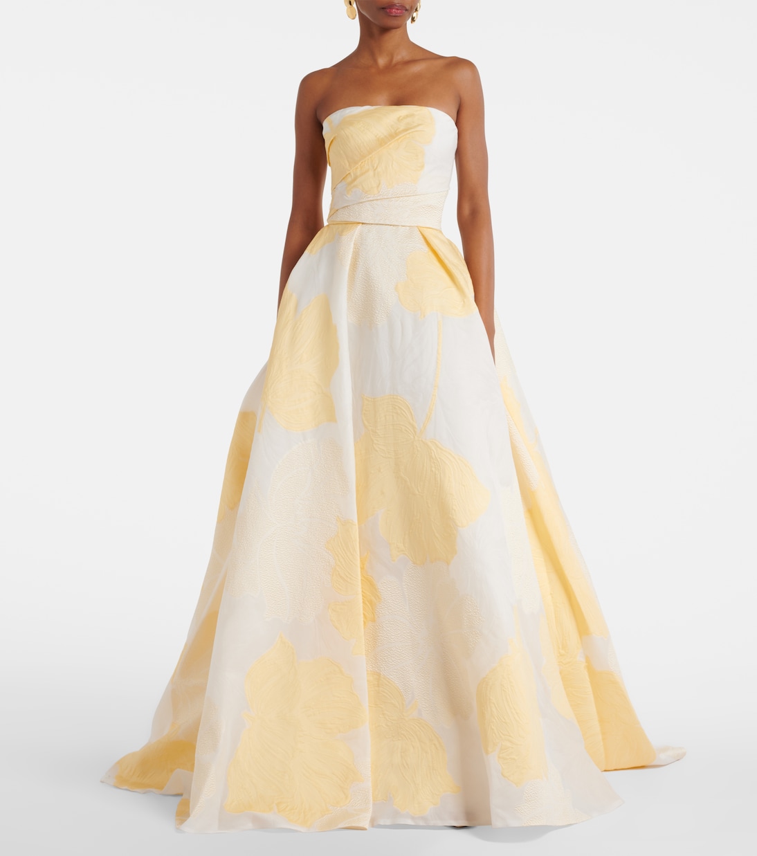 First Delivery strapless gown | Monique Lhuillier