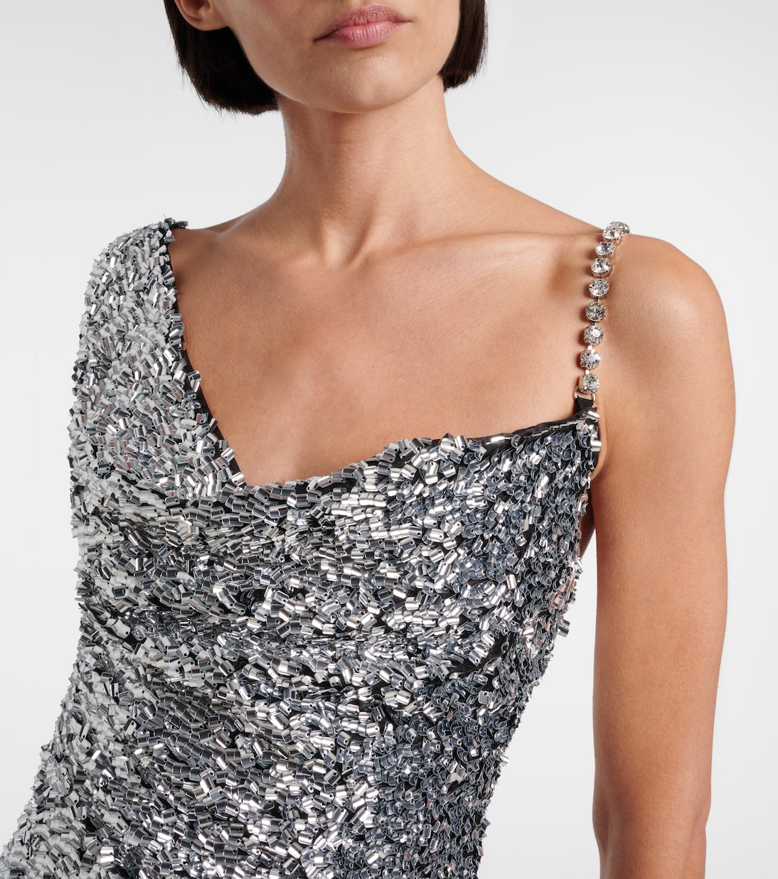 One-shoulder sequined gown | Area