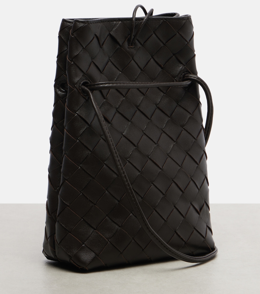 Andiamo Intrecciato leather phone pouch | Bottega Veneta