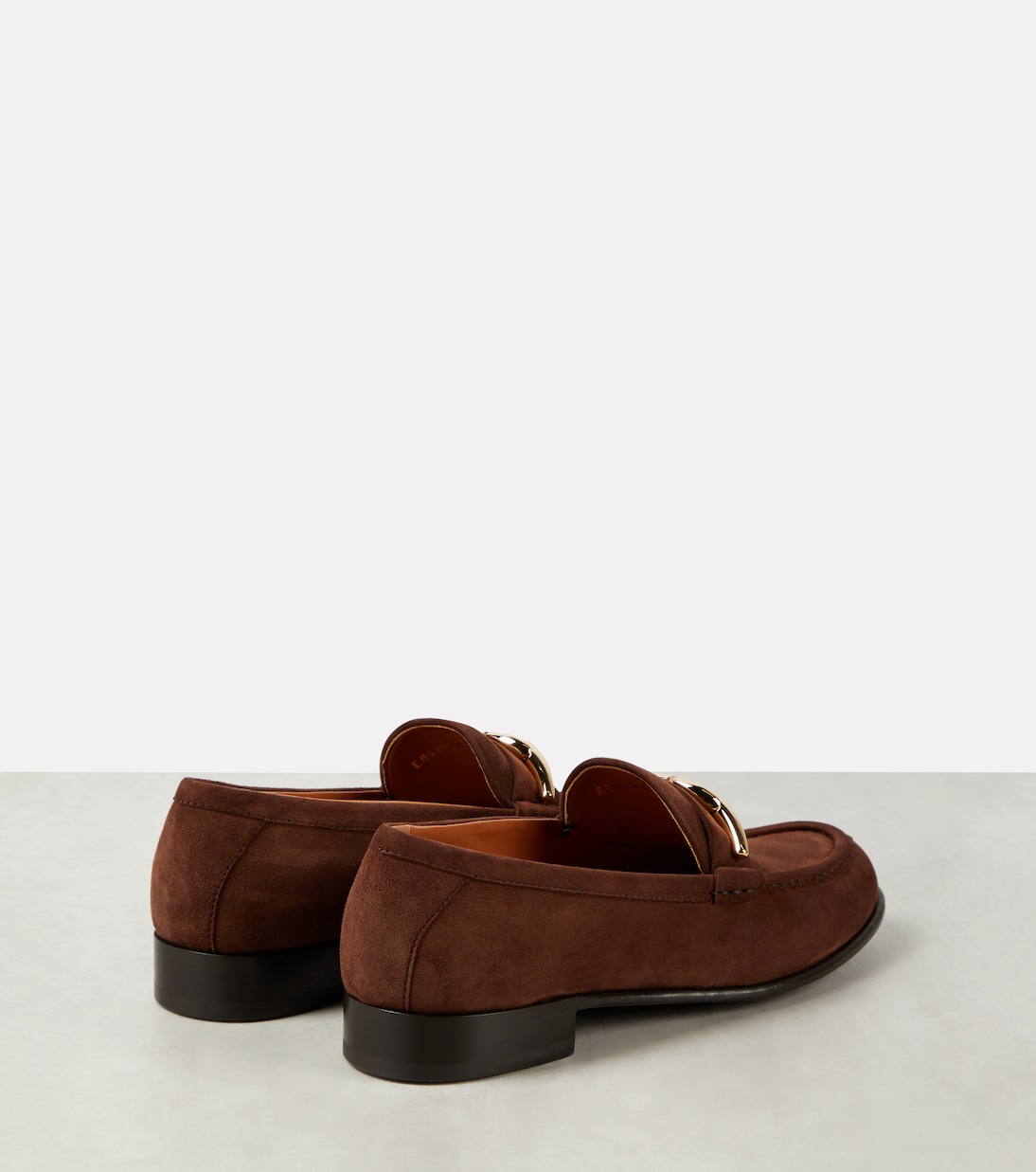 Mocassins VLogo Gate en daim | Valentino Garavani