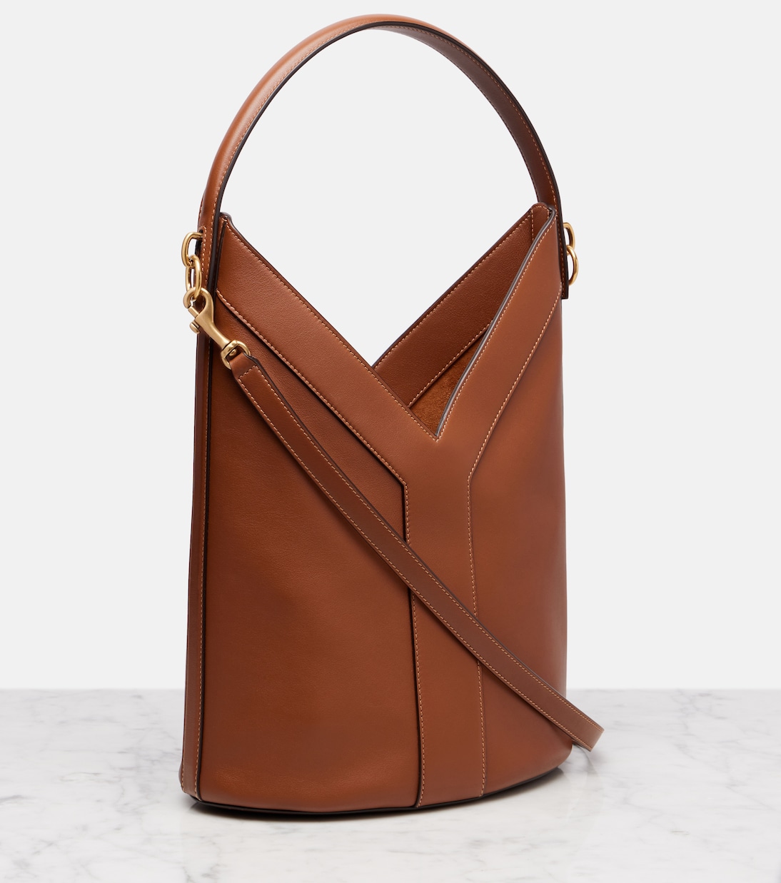 Sac seau Y en cuir | Saint Laurent