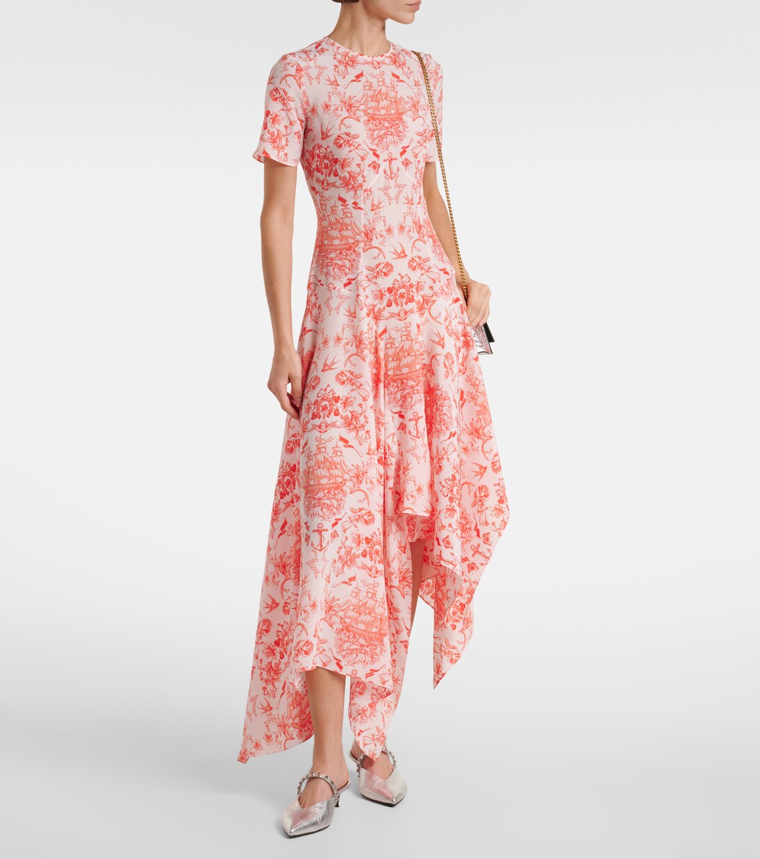 Verzierte Pantoletten aus Metallic-Leder | McQueen