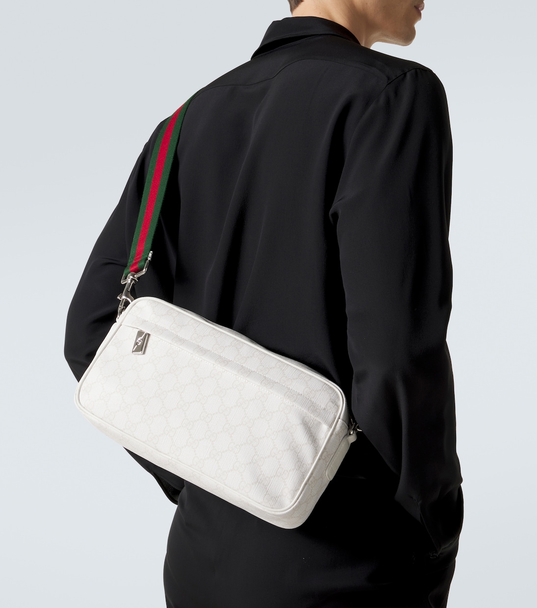 GG Canvas Medium crossbody bag | Gucci