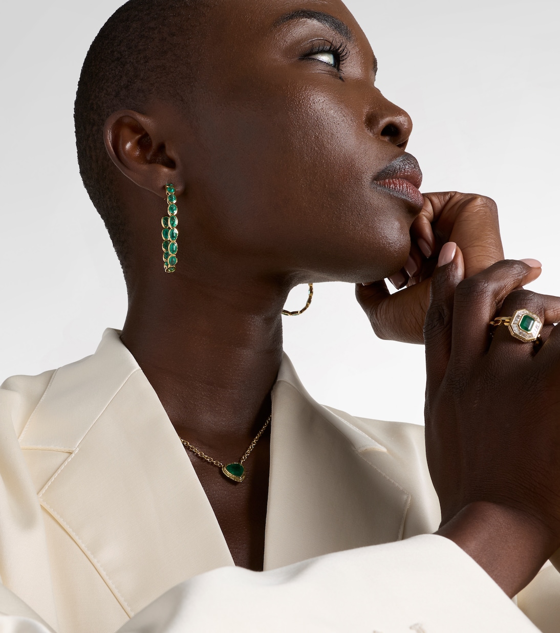 Oval Eternity 18kt gold earrings with emeralds | Octavia Elizabeth