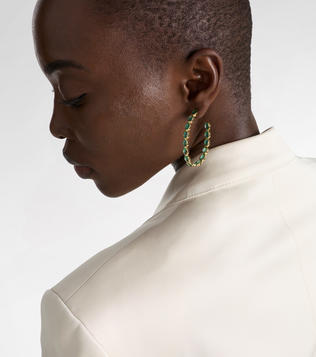 Oval Eternity 18kt gold earrings with emeralds | Octavia Elizabeth