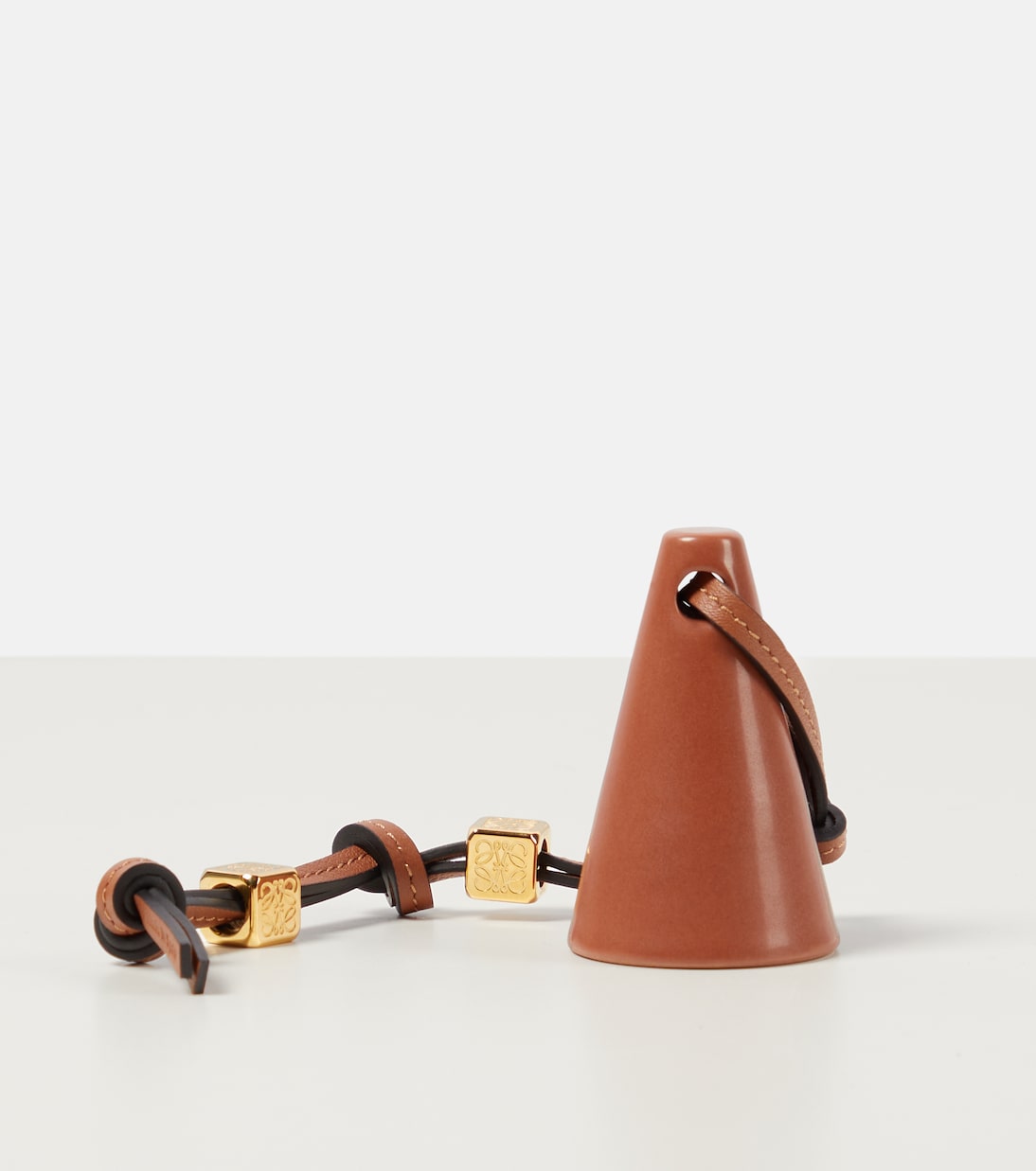 Candle snuffer | Loewe Home Scents