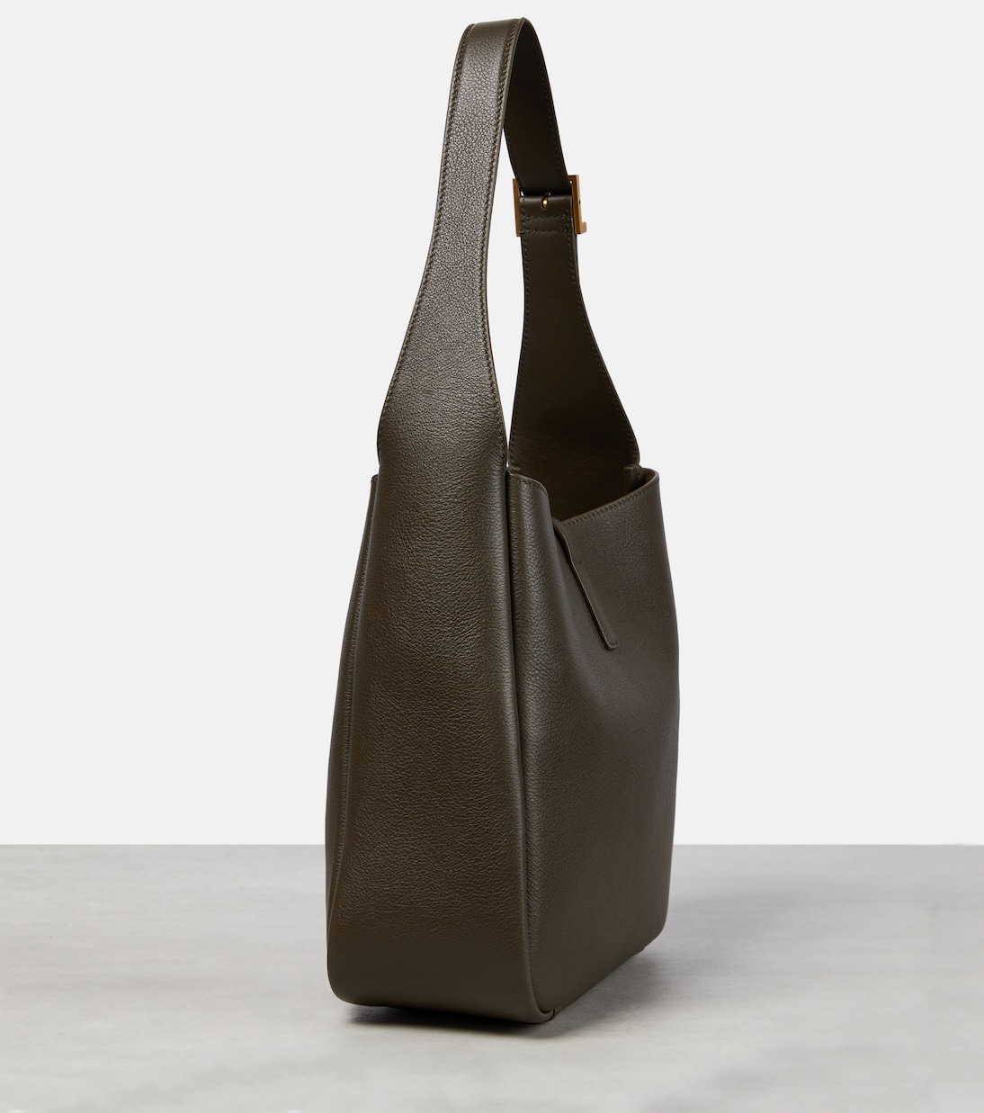 Le 5 à 7 Small leather shoulder bag | Saint Laurent