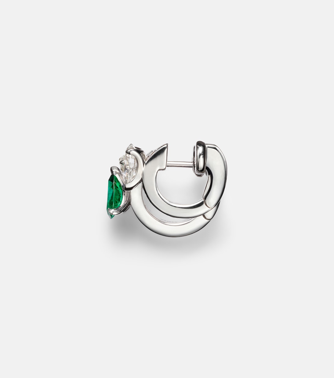 Orecchino unico in oro bianco 18kt REPOSSI, con dettagli in diamanti e smeraldo, design moderno per giovani trendy.