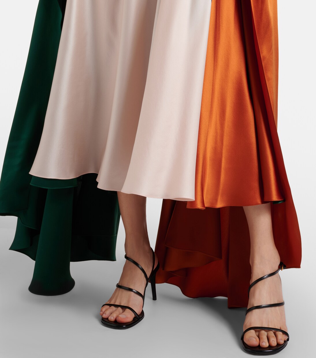Neolitsea caped silk satin gown | Roksanda