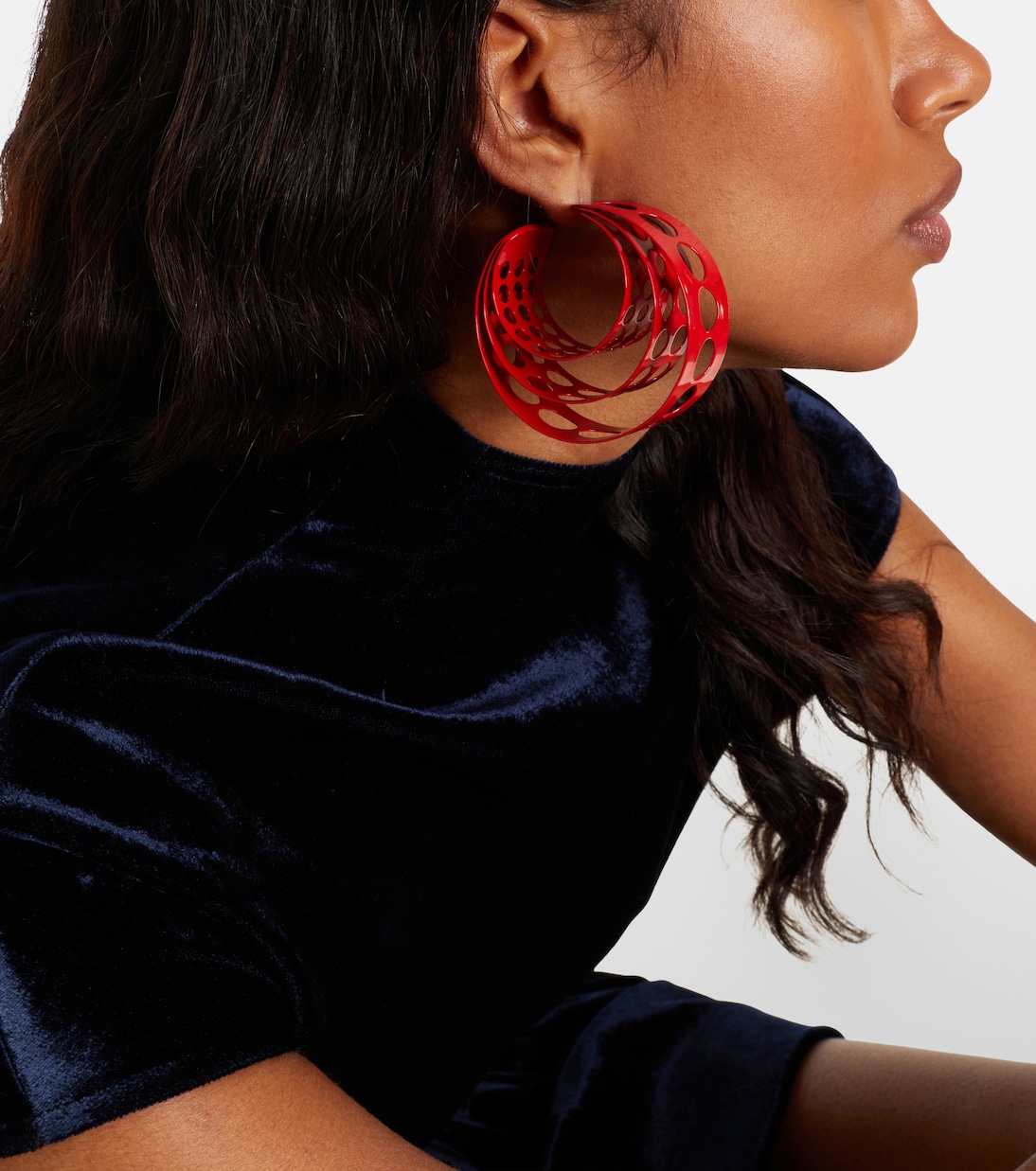 Medium hoop earrings | Alaïa