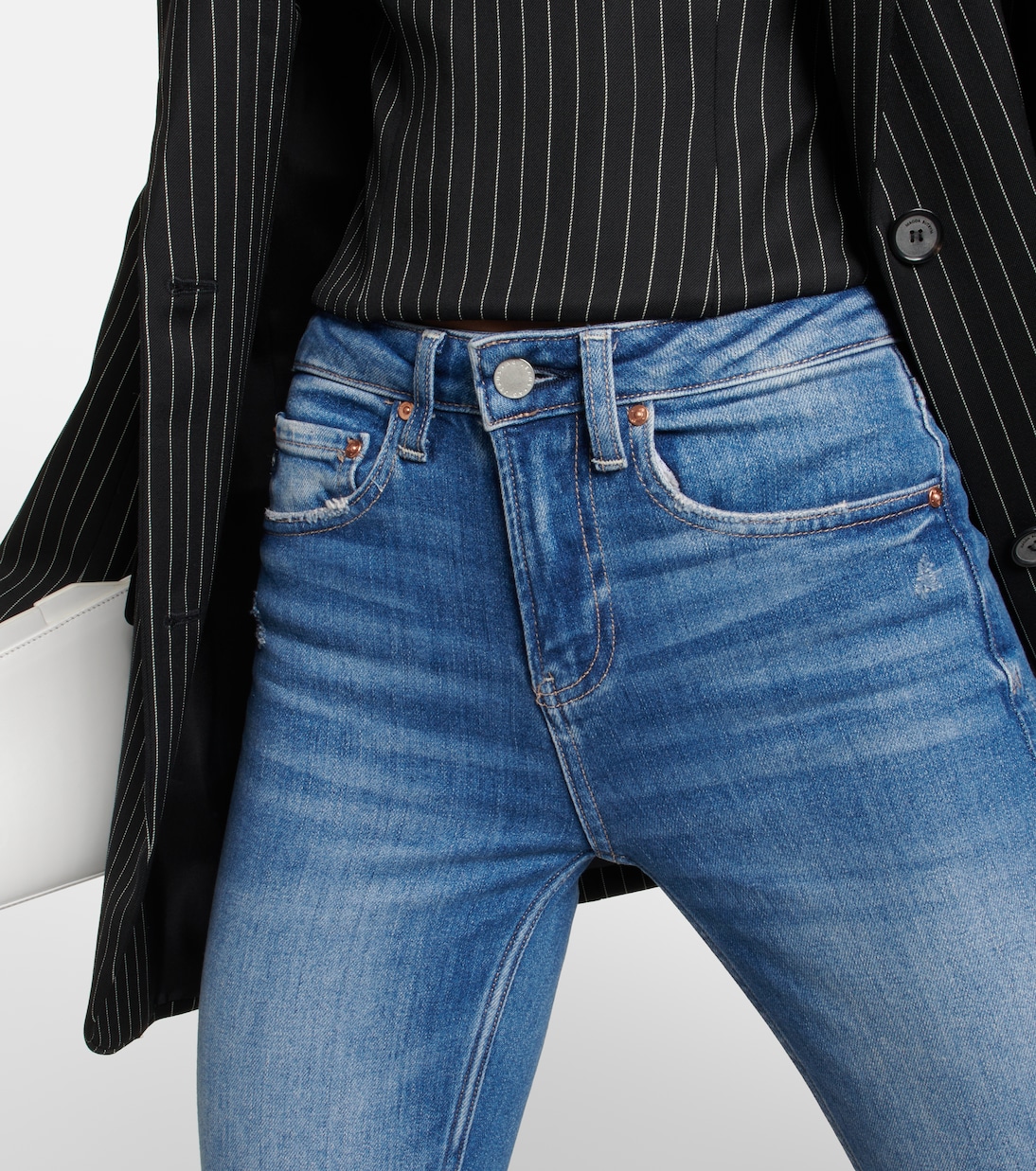 جينز سليم بخصر متوسط الإرتفاع Girlfriend | AG Jeans