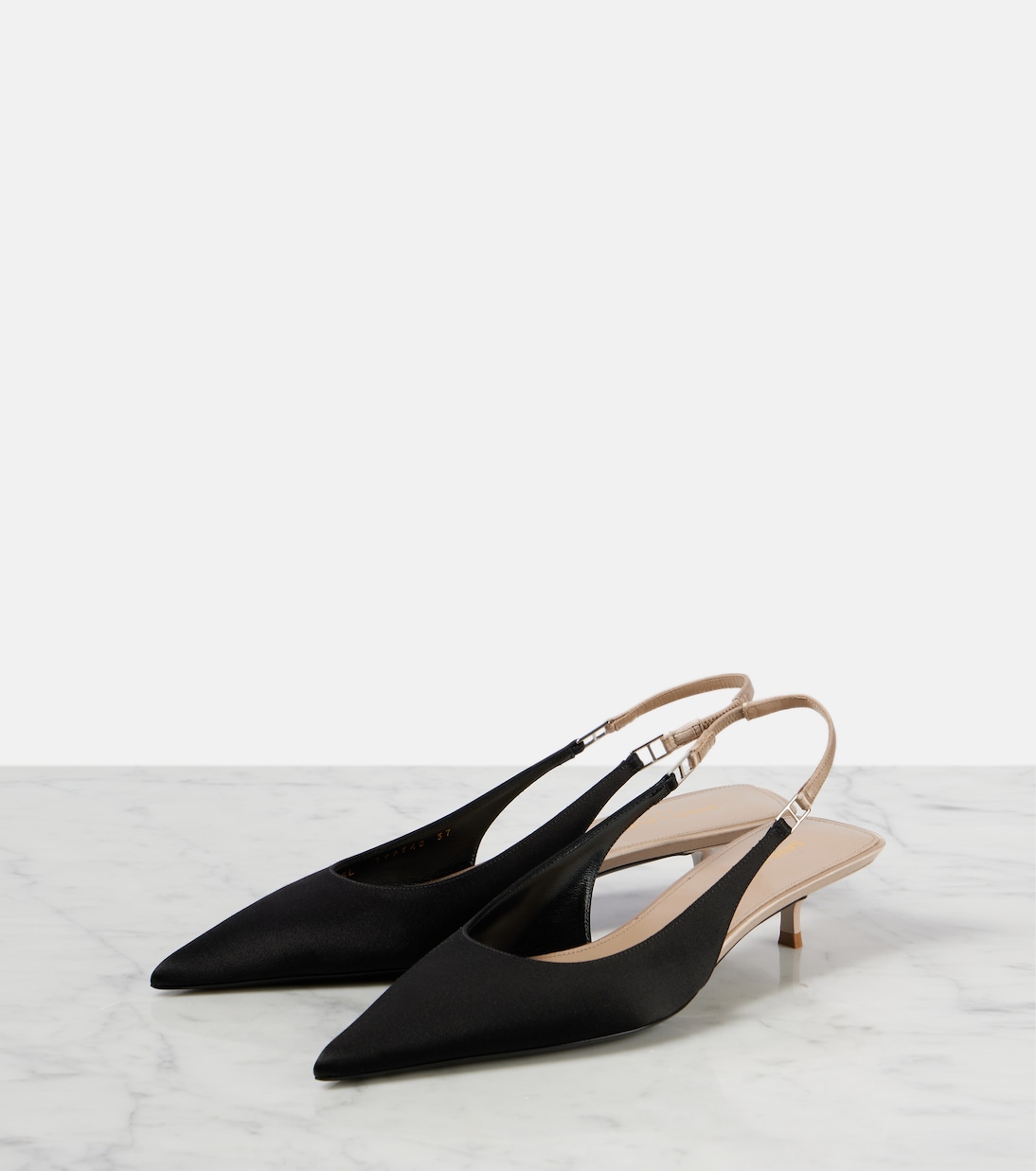 Pumps slingback Cherish 30 in crêpe di raso | Saint Laurent