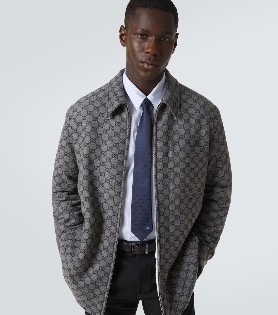 Bestickte Krawatte aus Seiden-Jacquard | Gucci