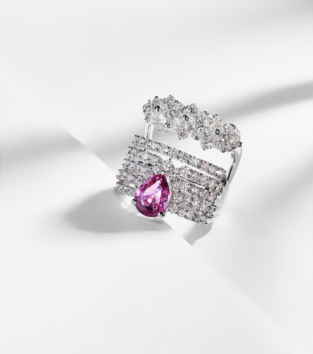 Reign Supreme 18kt white gold ring with diamonds and sapphire | Yeprem