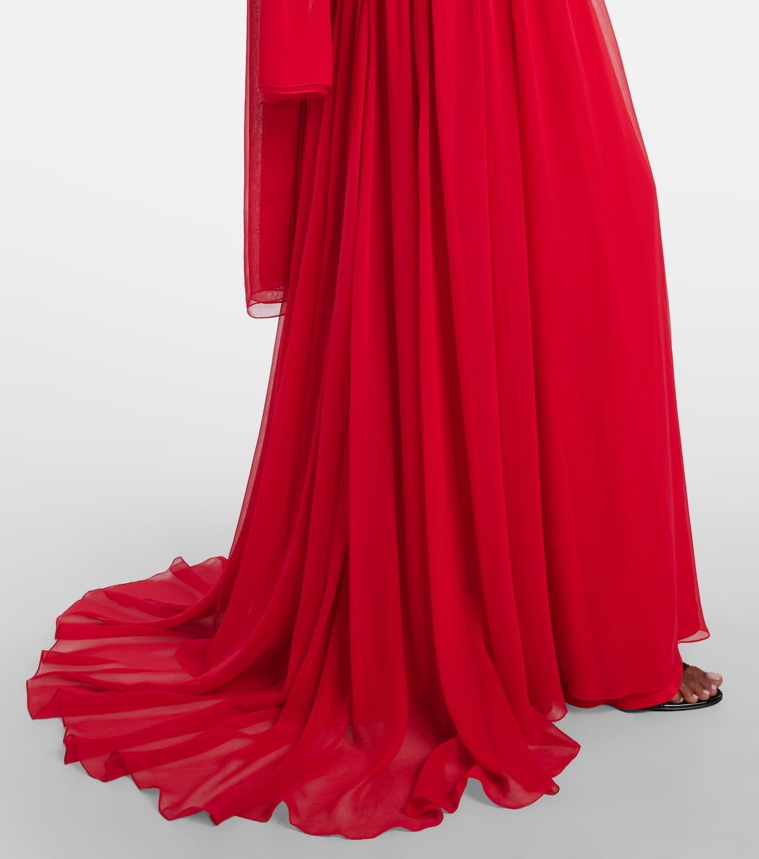 Vermilion crêpe and chiffon corset gown | Monique Lhuillier