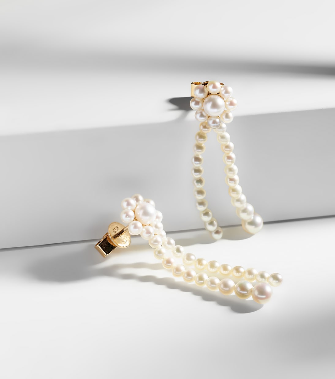 Boucles d’oreilles Promenade de Fleur en or 14 ct et perles d’eau douce | Sophie Bille Brahe
