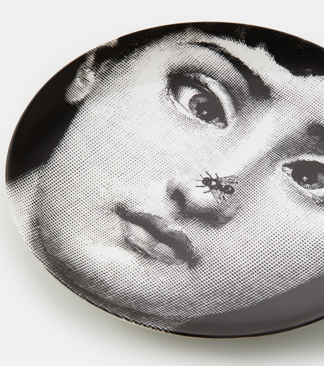 Tema e Variazioni n.363 wall plate | Fornasetti