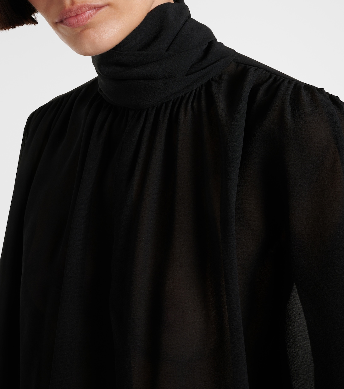 Blusa in georgette di seta con fiocco | Chloé