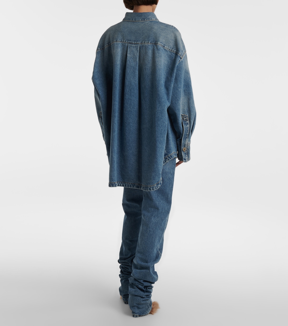 Sobrecamisa asimétrica Diana de denim | The Attico