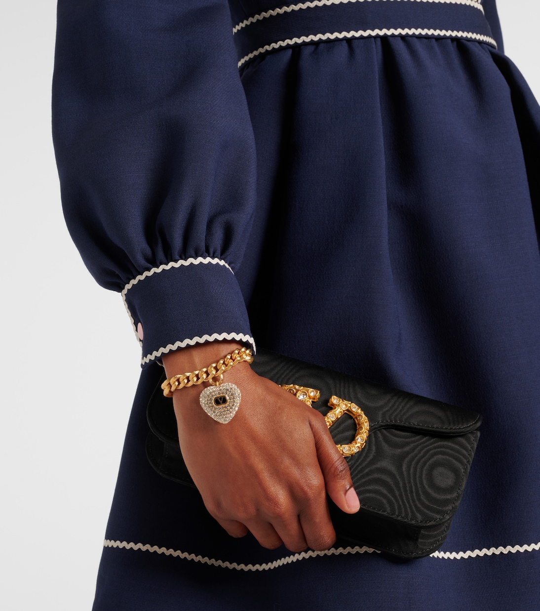 Pulsera Coeur Royal VLogo con colgante | Valentino