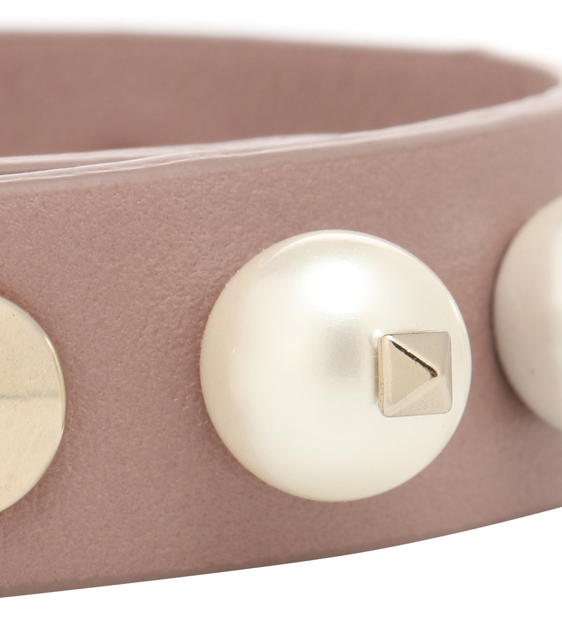 Valentino Garavani pulsera Rockstud de piel y perlas | Valentino Garavani