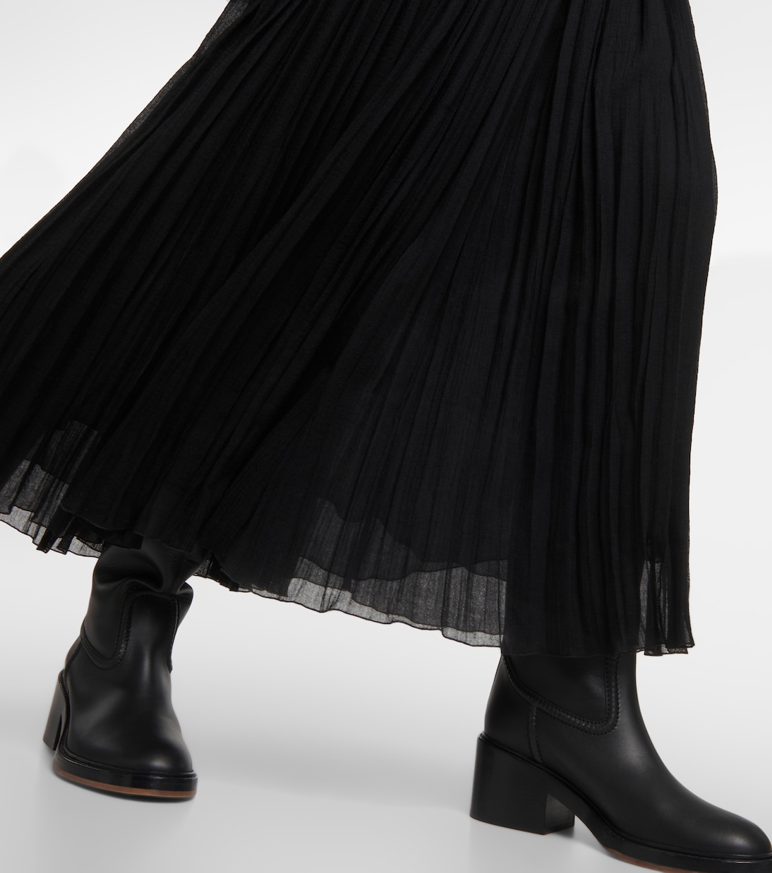Vestido midi de lana virgen  | Chloé