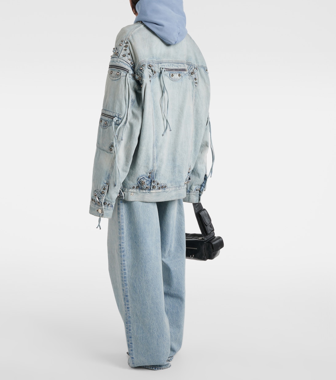 Chaqueta Denim Oversize Balenciaga Cagole para Jóvenes Modernos